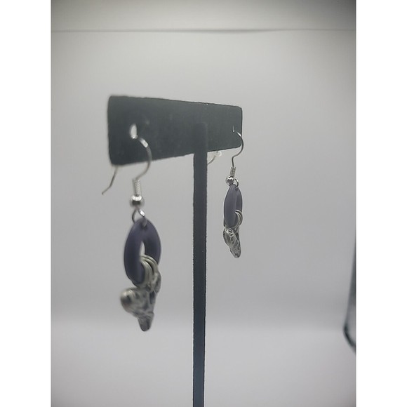 Vintage Silver Tone Drop Dangle Purple Hoop Pierced Womens Jewelry Costume - Picture 8 of 12